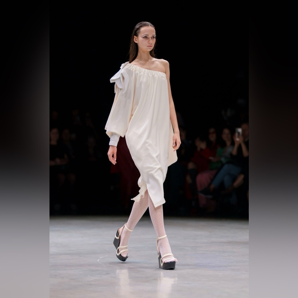 Cocktail One-Shoulder Midi Dress
Ecru